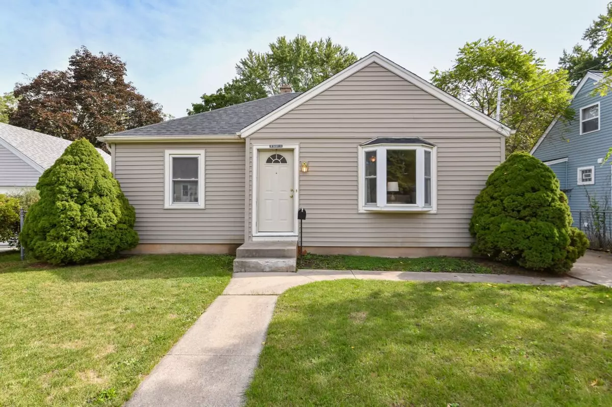Menomonee Falls, WI 53051,W168N9118 Falls Ave