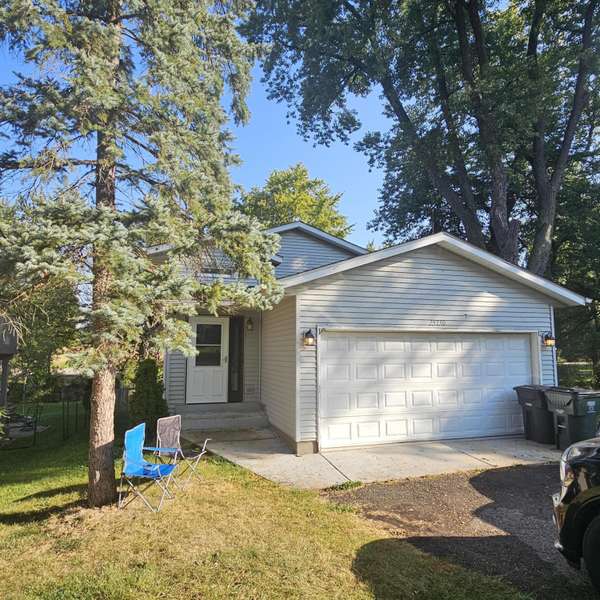 25730 120th St, Salem Lakes, WI 53179