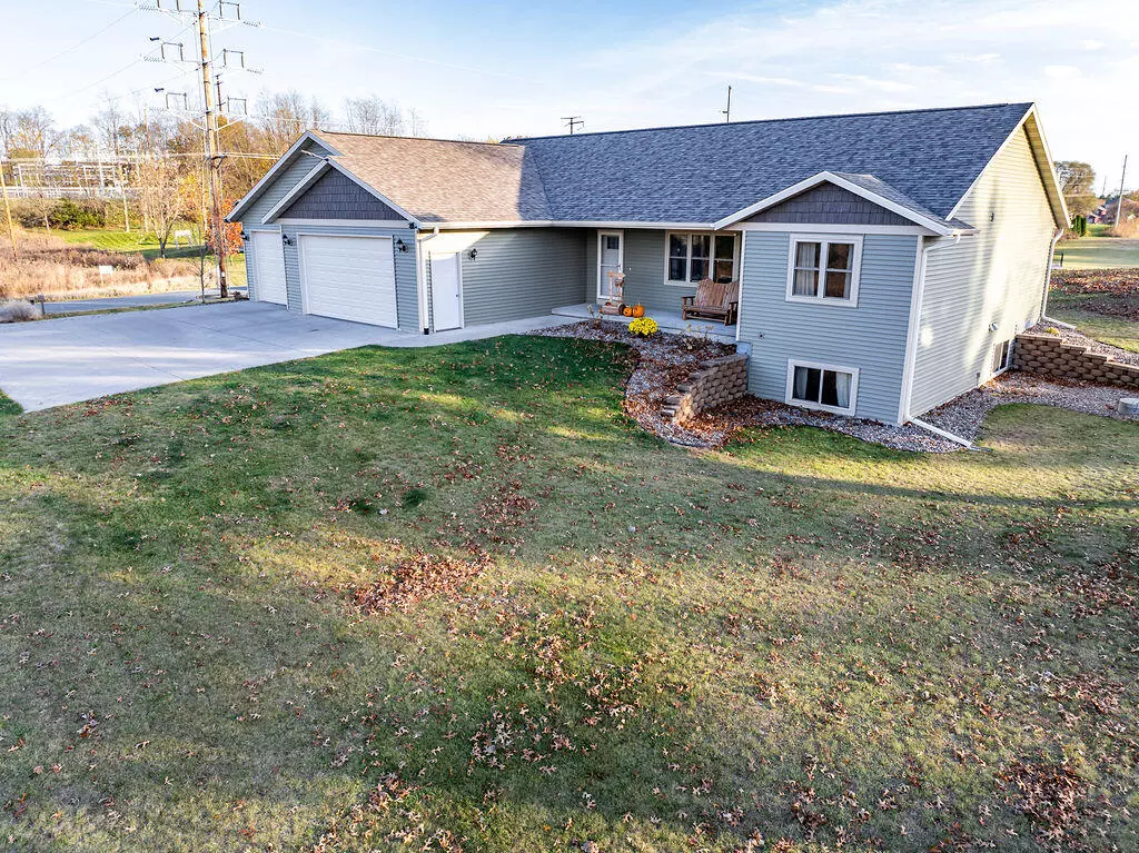 Holland, WI 54636,N7295 Bice Ave