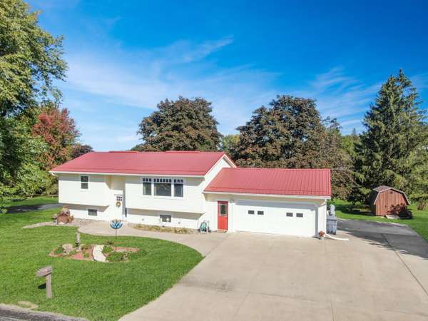 400 Highland St, Westby, WI 54667