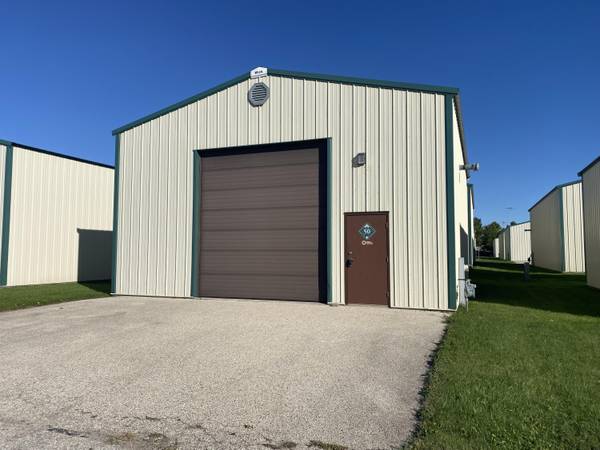 3930 County Road KW - Unit 50, Port Washington, WI 53074