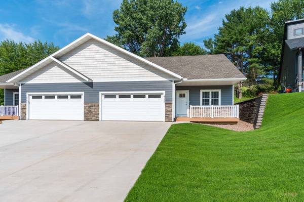 4063 Brooke Elizabeth Dr, Onalaska, WI 54650