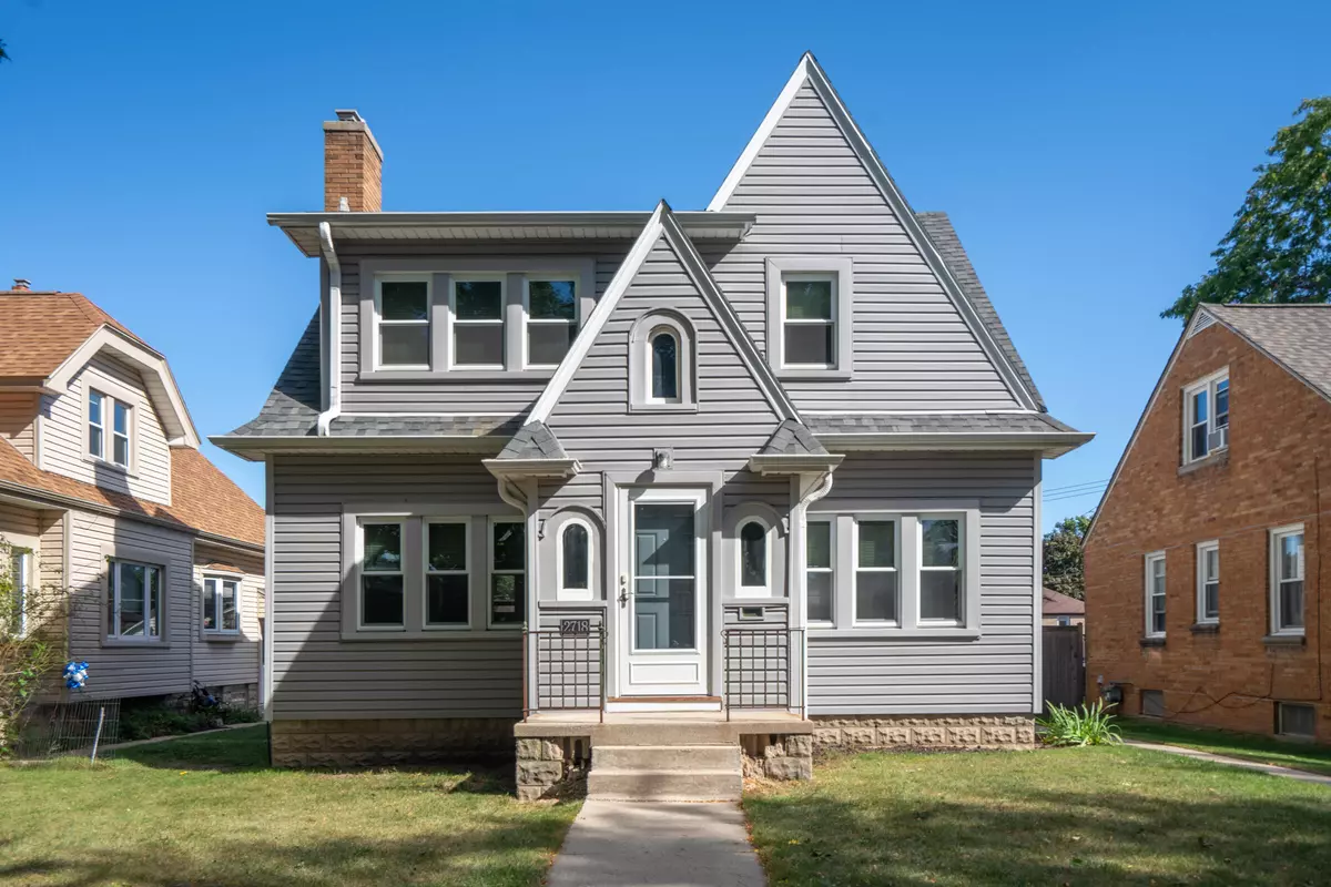 Milwaukee, WI 53219,2718 S 48th St