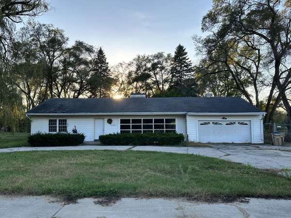 10528 Sheridan Rd, Pleasant Prairie, WI 53158