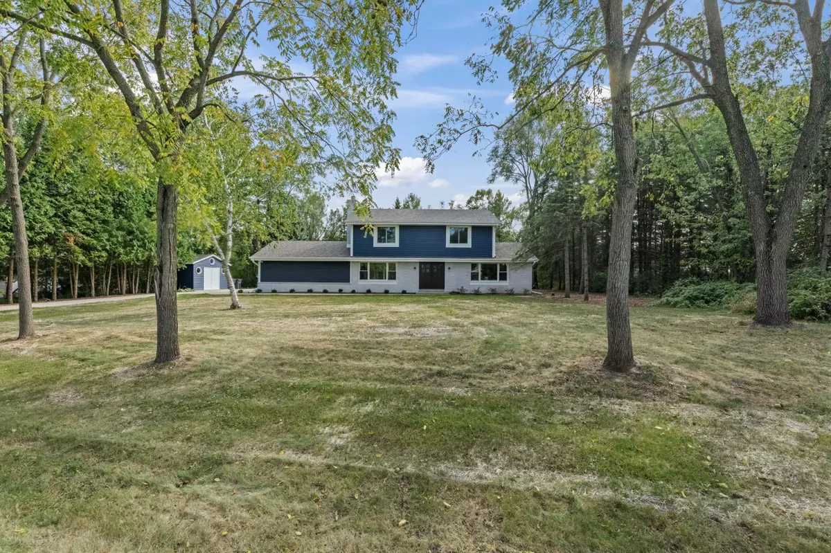 Genesee, WI 53018,S15W32167 High Meadow Cir