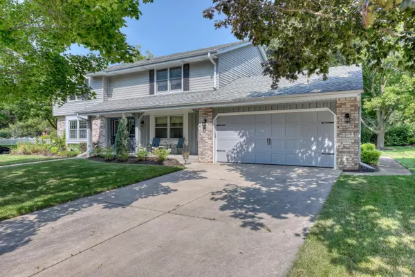 N102W7120 Harrison Ave, Cedarburg, WI 53012