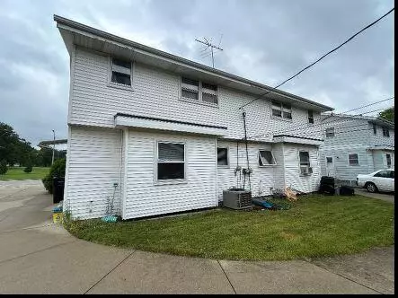 Cudahy, WI 53110,5821 S Illinois Ave Unit 5823