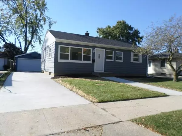 1813 24th St, Kenosha, WI 53140