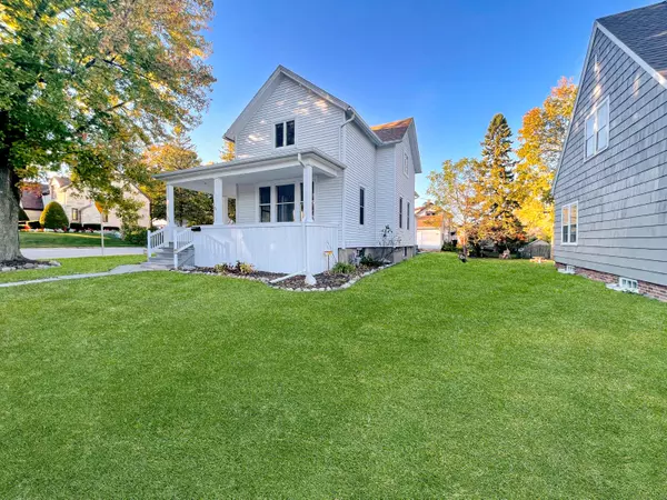 622 Fond Du Lac Ave, Sheboygan Falls, WI 53085