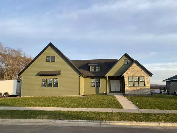 281 Weston Rd, Holmen, WI 54636