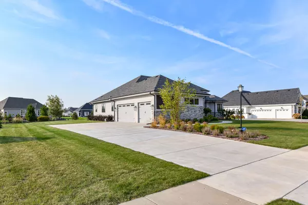 Hartland, WI 53029,235 Four Winds Ct