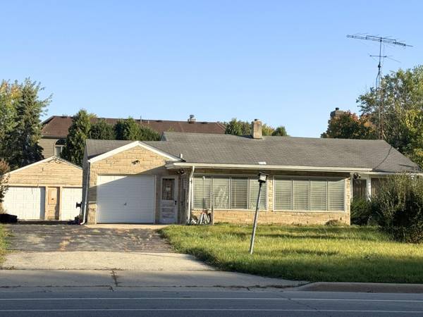 4836 85th St, Pleasant Prairie, WI 53142