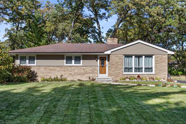 4518 Beverly Ln, Pleasant Prairie, WI 53142