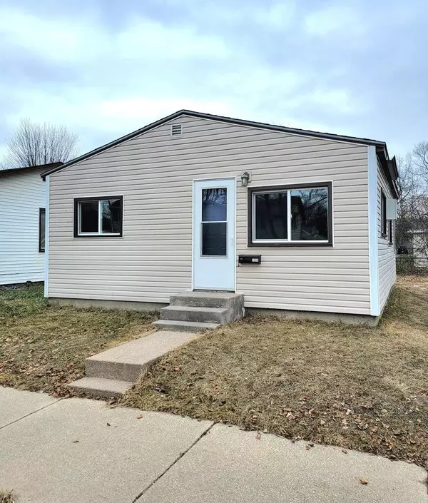 2006 Prospect St, La Crosse, WI 54603