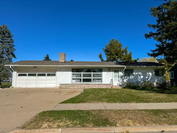 315 Sunset Dr, Holmen, WI 54636