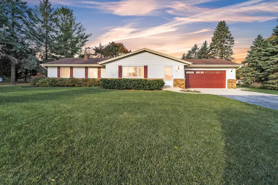 565 Amy Belle Rd, Richfield, WI 53017