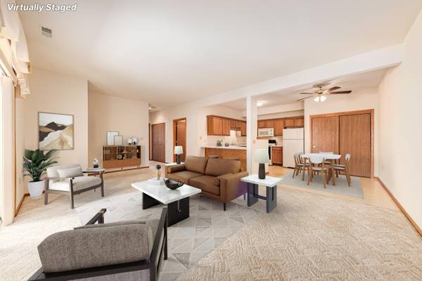 6208 S Creekside Dr Unit 1, Cudahy, WI 53110