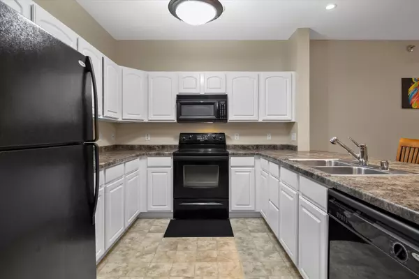 Waukesha, WI 53188,1510 Gabriel Dr Unit 2