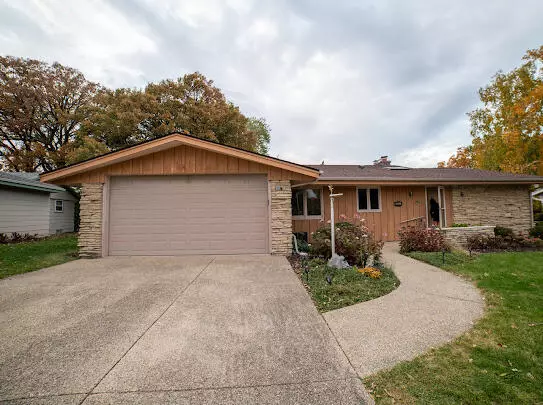 Racine, WI 53405,1452 Crabapple Dr