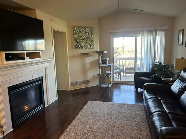 Franklin, WI 53132,9301 S Cobblestone Way Unit G