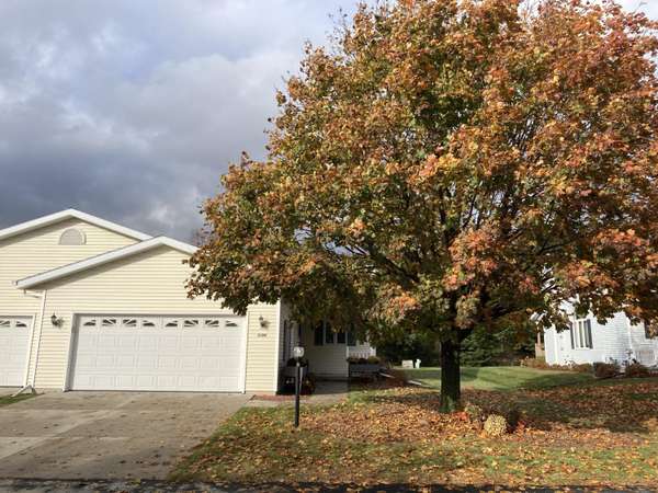 1524 Deer Brook Dr, Two Rivers, WI 54241