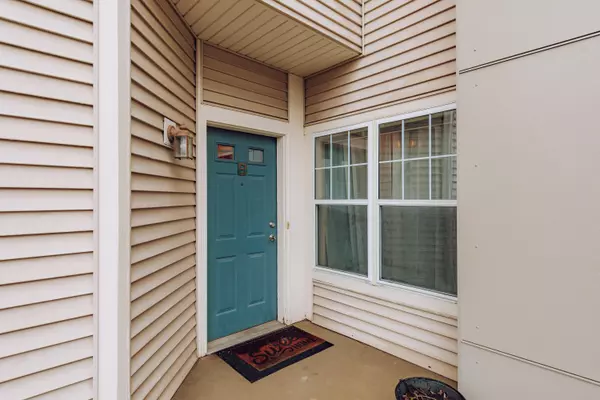 Franklin, WI 53132,9363 S Cobblestone Way Unit B