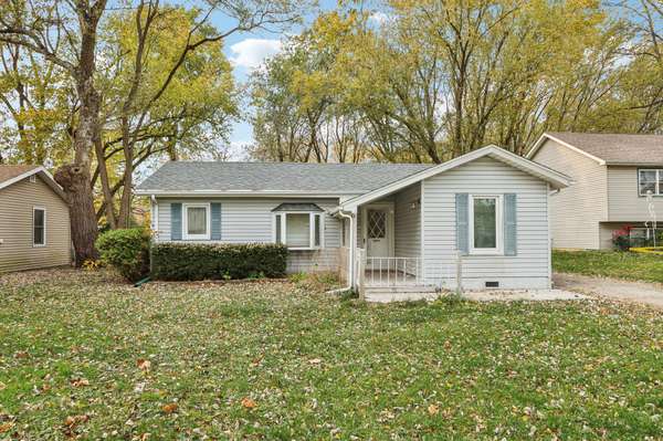 9212 11th Ave, Pleasant Prairie, WI 53158