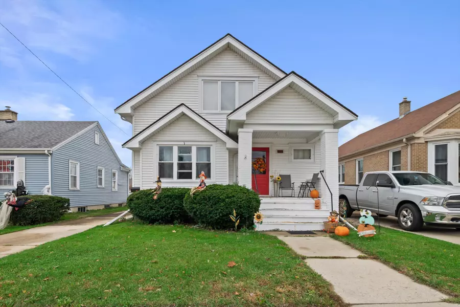 2903 Mitchell St, Racine, WI 53403