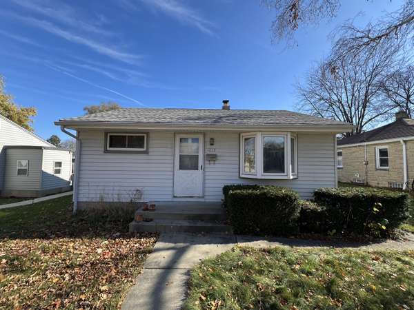 3972 S 51st St, Milwaukee, WI 53220