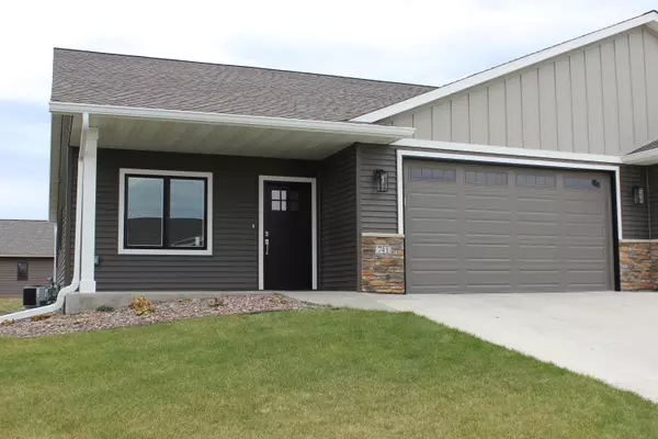 741 Crockett Dr, Holmen, WI 54636