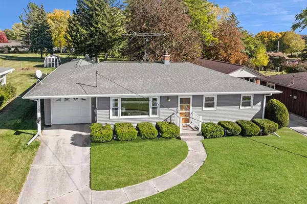 718 2nd St, Kiel, WI 53042