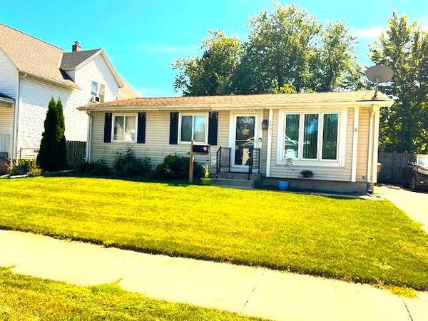 1001 44th St, Kenosha, WI 53140