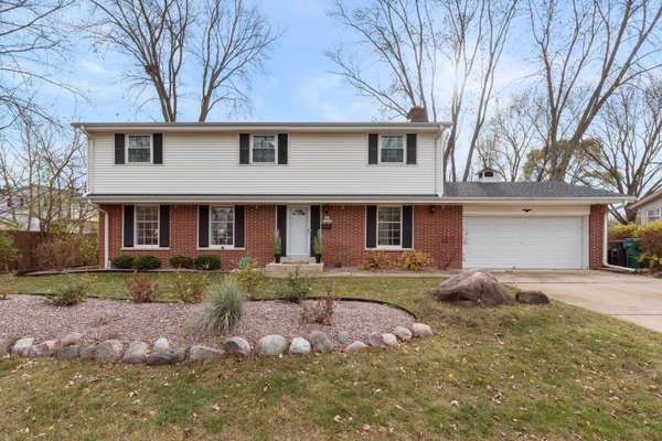 N87W15345 Kings Hwy, Menomonee Falls, WI 53051