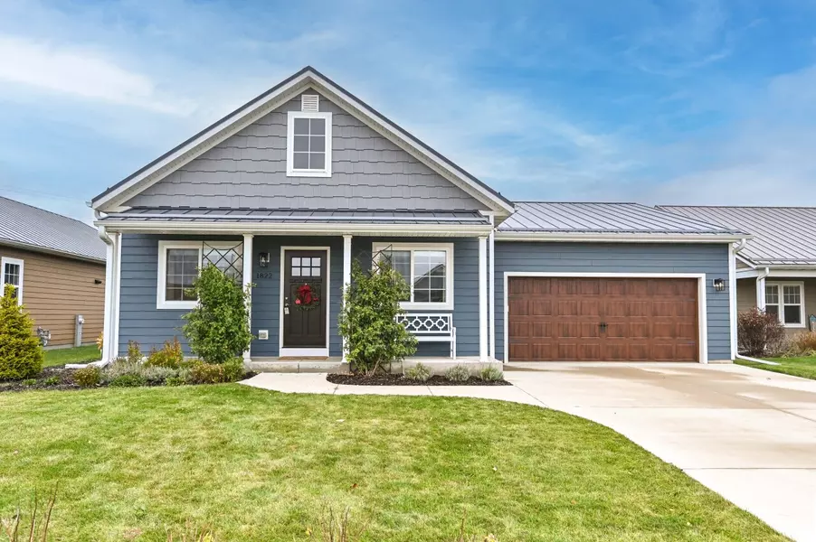 1822 Farm View Dr, Port Washington, WI 53024