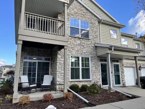 N16W26500 Meadowgrass Cir Unit A, Pewaukee, WI 53072