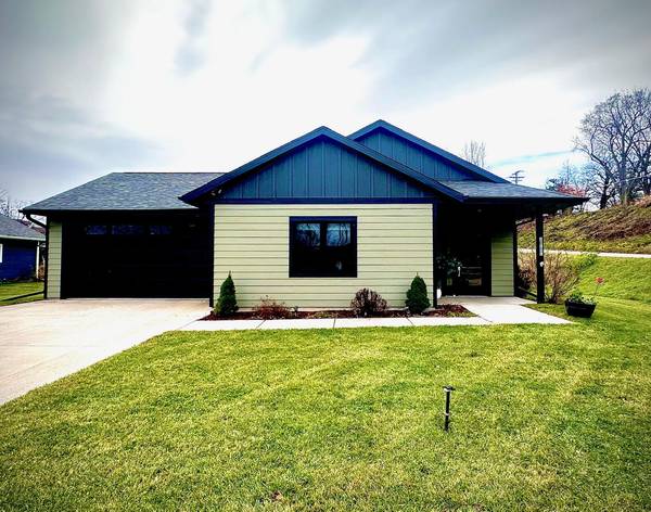 20151 Hammer Ave, Galesville, WI 54630