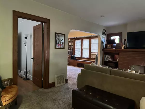 Wauwatosa, WI 53213,6508 Powell Pl Unit 6508A