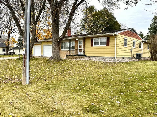 Watertown, WI 53094,1505 S 9th St