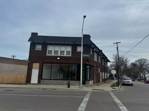 3700 N Teutonia Ave Unit 3702, Milwaukee, WI 53206