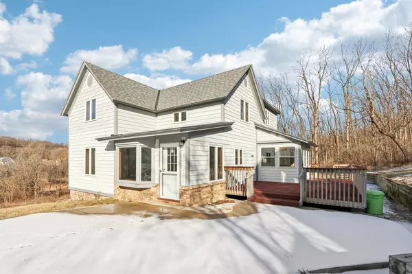 W316S198 S Hwy 83 -, Delafield, WI 53018