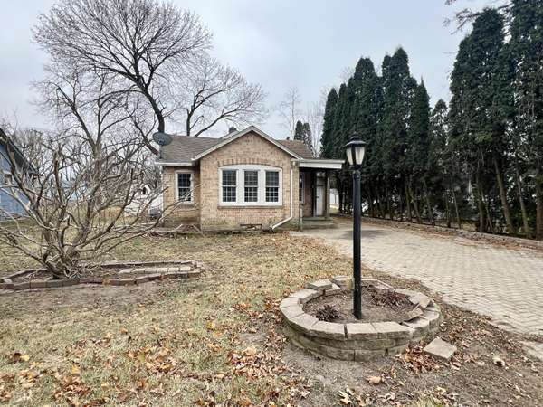 311 Breezy St, Delavan, WI 53115