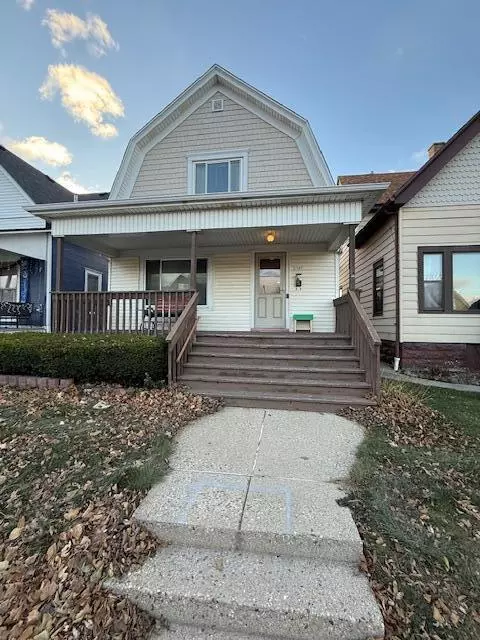 1107 S 46th St,  West Milwaukee,  WI 53214