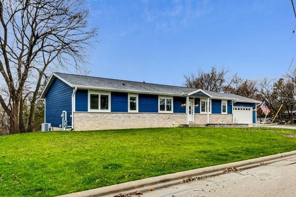 145 E Shore Dr, Random Lake, WI 53075