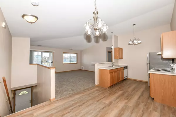 Mount Pleasant, WI 53406,1627 Summerset Dr Unit 3