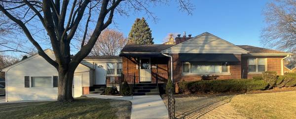 9100 W Locust St, Milwaukee, WI 53222