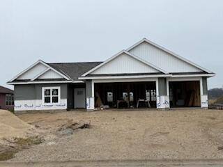 6774 Jamestown Dr, Trenton, WI 53090