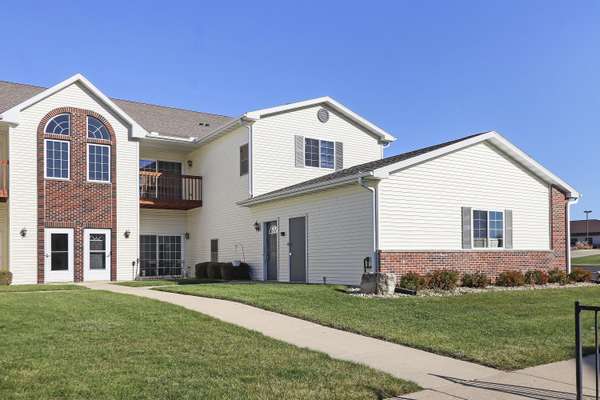 1604 Commonwealth Dr Unit 4, Fort Atkinson, WI 53538