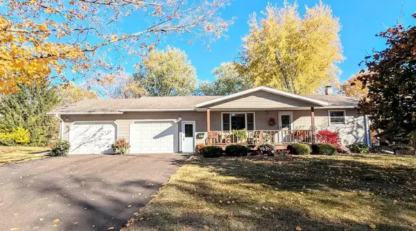 815 Garfield Ave, Viroqua, WI 54665