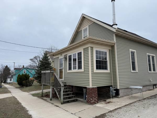 1313 21st St, Two Rivers, WI 54241