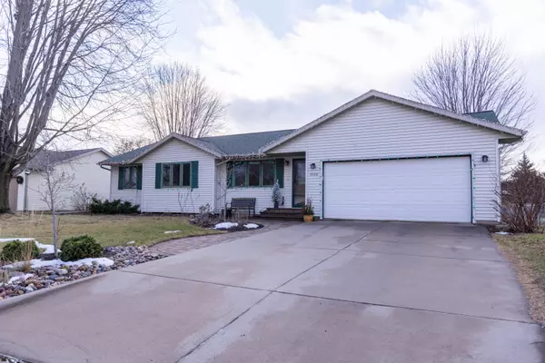 3006 Locust Ave S, Holmen, WI 54636